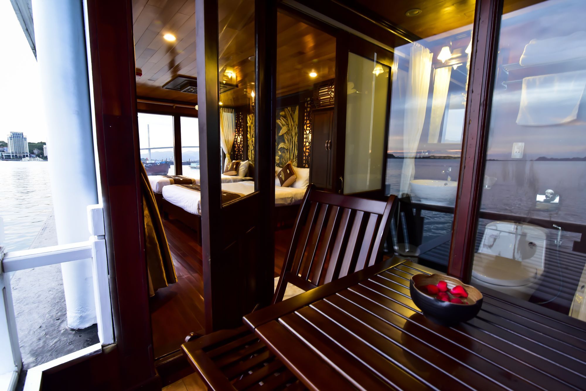 מלון הלונג Renea Cruises Halong מראה חיצוני תמונה